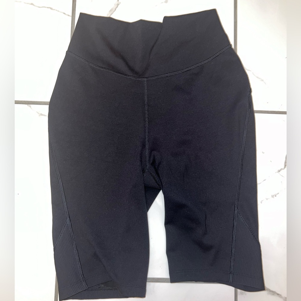 beneunder black biker high waist shorts